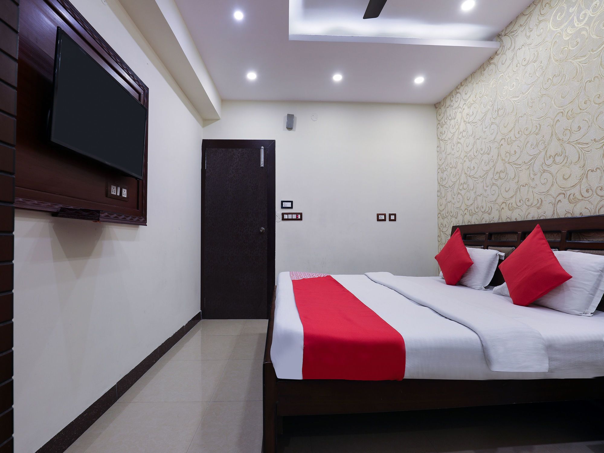 Oyo 16539 Grand Sandarshini Inn Hyderabad Eksteriør bilde